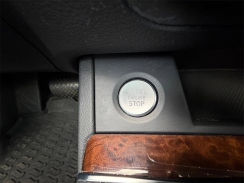 Used 2018 Audi Q5 2.0T Premium Plus w/ Premium Plus Package image 25