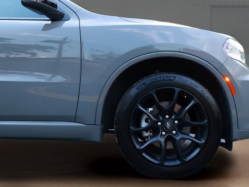 Used 2025 Dodge Durango GT AWD/4WD image 17