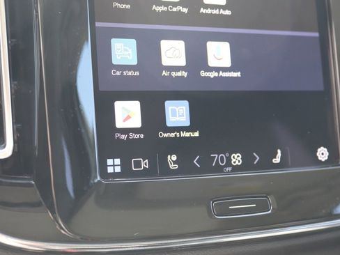 Used 2023 Volvo XC40 B5 Ultimate w/ Protection Package Premier image 46