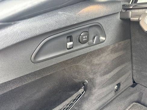 Used 2019 Mercedes-Benz GLC 300 4MATIC Coupe image 52
