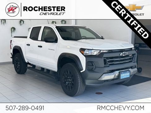 Certified 2024 Chevrolet Colorado Trail Boss w/ Advanced Trailering Package image 1