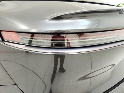 Used 2024 Lucid Air Touring AWD/4WD image 27