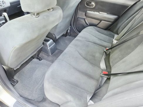 Used 2011 Nissan Versa 1.8 S w/ PWR Plus Pkg FWD image 10