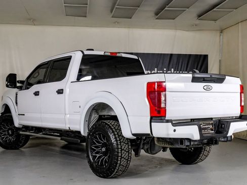 Used 2022 Ford F250 XLT w/ XLT Value Package image 11