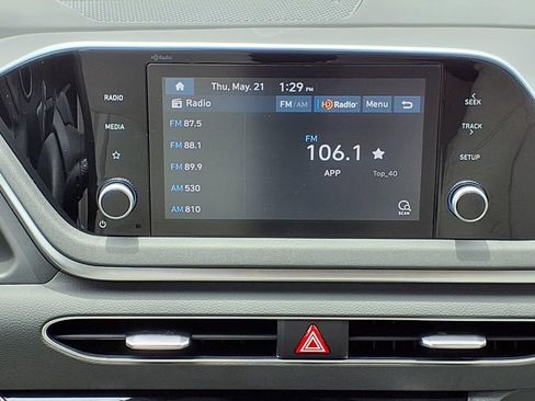 Used 2023 Hyundai Sonata SE FWD image 14