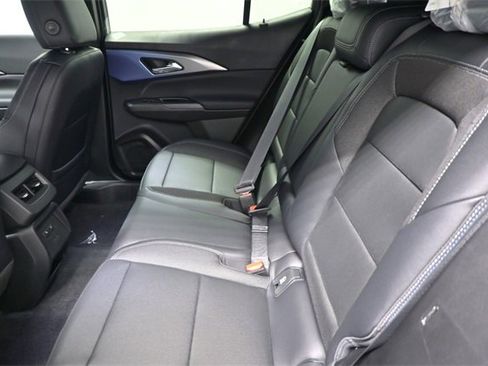 New 2026 Chevrolet Equinox EV LT image 13