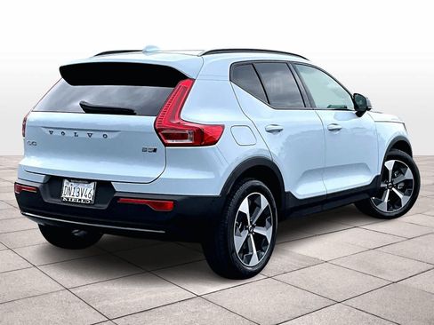 Used 2026 Volvo XC40 B5 Plus w/ Protection Package Premier AWD/4WD image 16