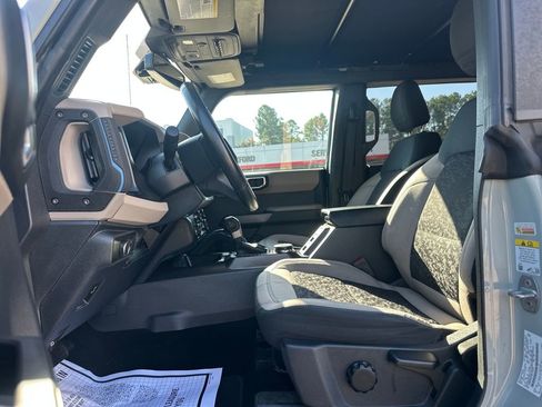 Used 2021 Ford Bronco Wildtrak image 10