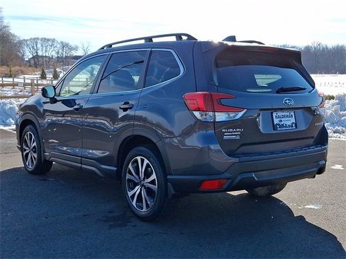 Used 2023 Subaru Forester Limited image 5