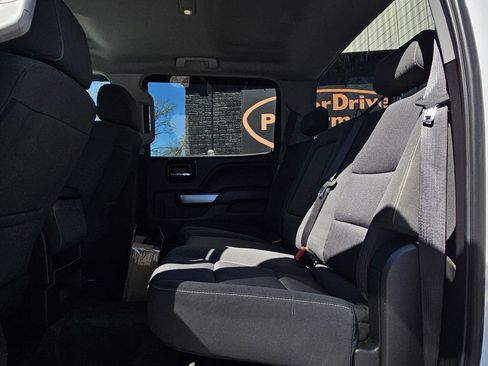 Used 2018 Chevrolet Silverado 1500 LT w/ All Star Edition image 16