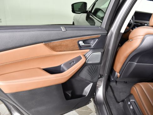Certified 2025 Acura MDX w/ Advance Package AWD/4WD image 46