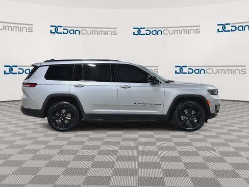 Used 2021 Jeep Grand Cherokee L Laredo AWD/4WD image 9