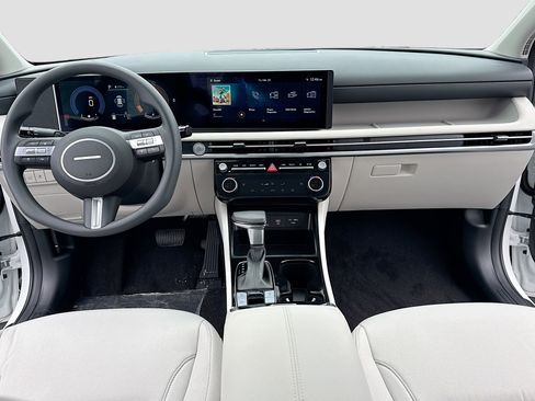 New 2026 Hyundai Tucson SEL image 3