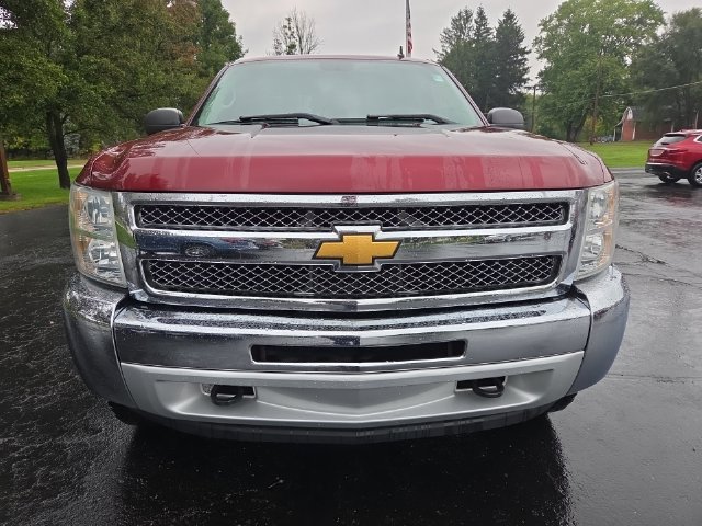Used 2013 Chevrolet Silverado 1500 LT w/ All-Star Edition AWD/4WD image 2