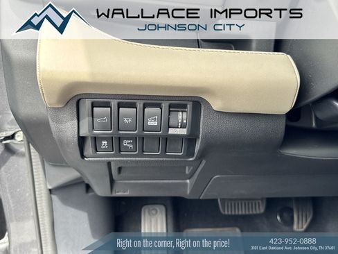 Used 2021 Subaru Ascent Limited w/ Technology Package AWD/4WD image 32