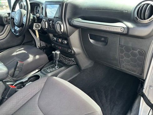 Used 2013 Jeep Wrangler Unlimited Sport AWD/4WD image 25