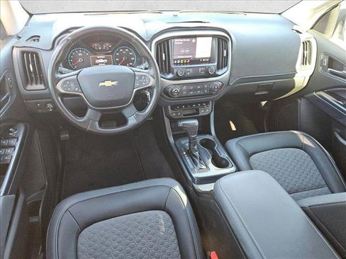 Used 2020 Chevrolet Colorado Z71 image 17