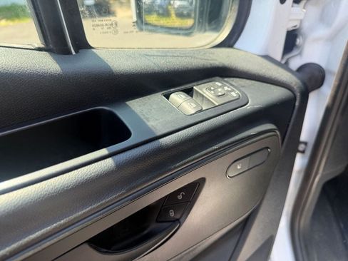 Used 2023 Mercedes-Benz Sprinter 2500 w/ Acoustic Package image 14