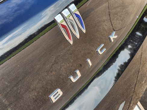 Used 2025 Buick Encore GX Sport Touring w/ Experience Buick Package image 17