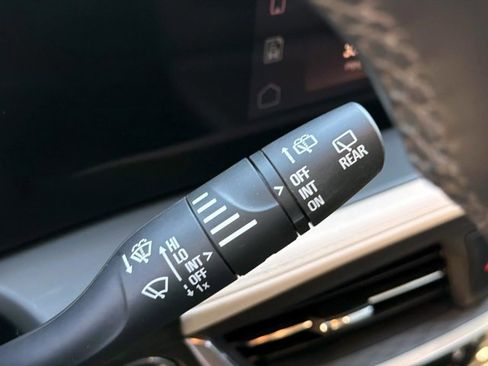 Used 2024 Buick Encore GX Sport Touring image 24