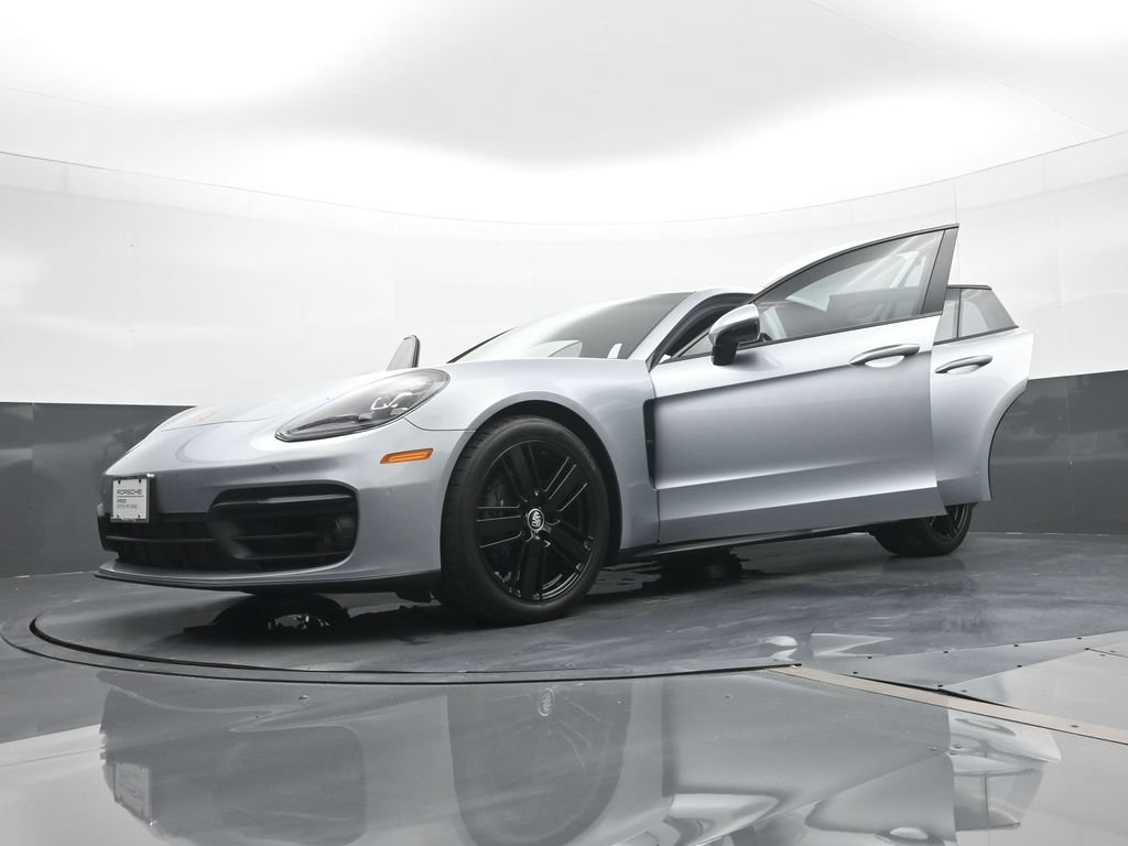 Certified 2023 Porsche Panamera 4 AWD/4WD image 30