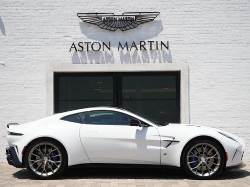New 2026 Aston Martin V8 Vantage S RWD image 15