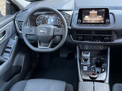 New 2026 Nissan Rogue SV image 12