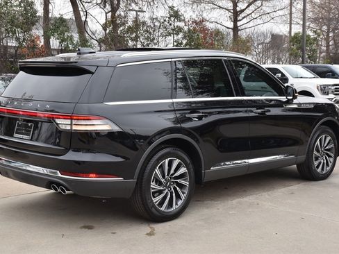 New 2026 Lincoln Aviator AWD image 6