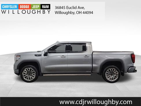 Used 2023 GMC Sierra 1500 Denali Ultimate AWD/4WD image 5