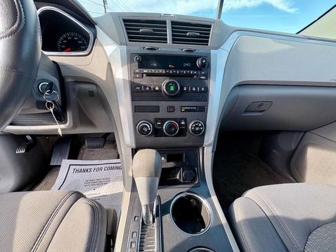 Used 2011 Chevrolet Traverse LS image 14