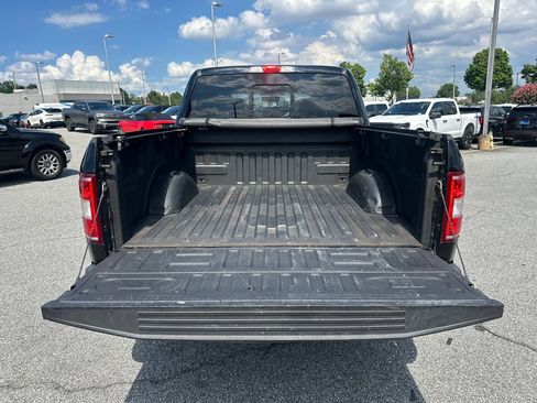 Used 2018 Ford F150 XLT w/ Equipment Group 302A Luxury AWD/4WD image 18