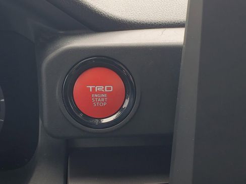 Used 2024 Toyota Tacoma TRD Off-Road AWD/4WD image 29