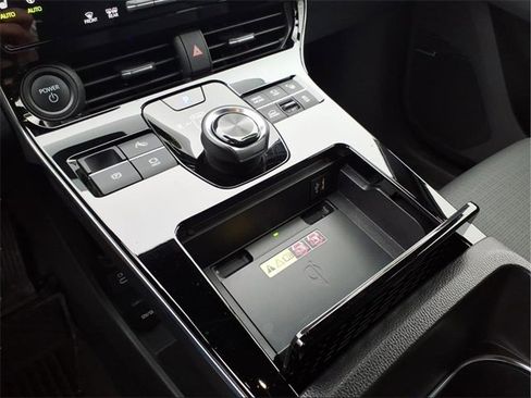 Used 2023 Subaru Solterra AWD image 18