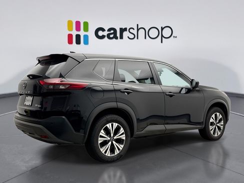 Used 2023 Nissan Rogue SV AWD/4WD image 5
