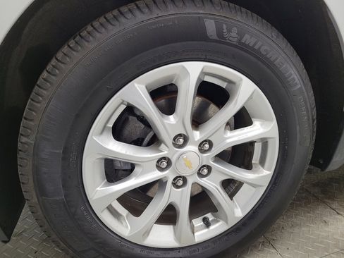 Used 2020 Chevrolet Equinox LT image 31