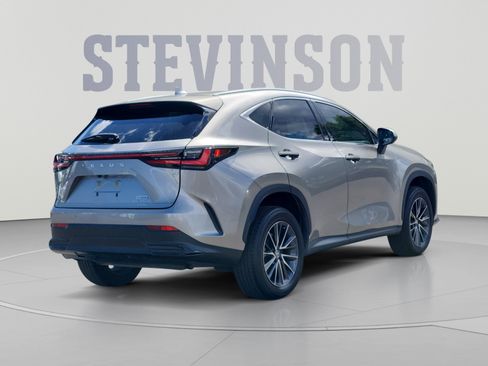 Used 2024 Lexus NX 350h AWD image 5