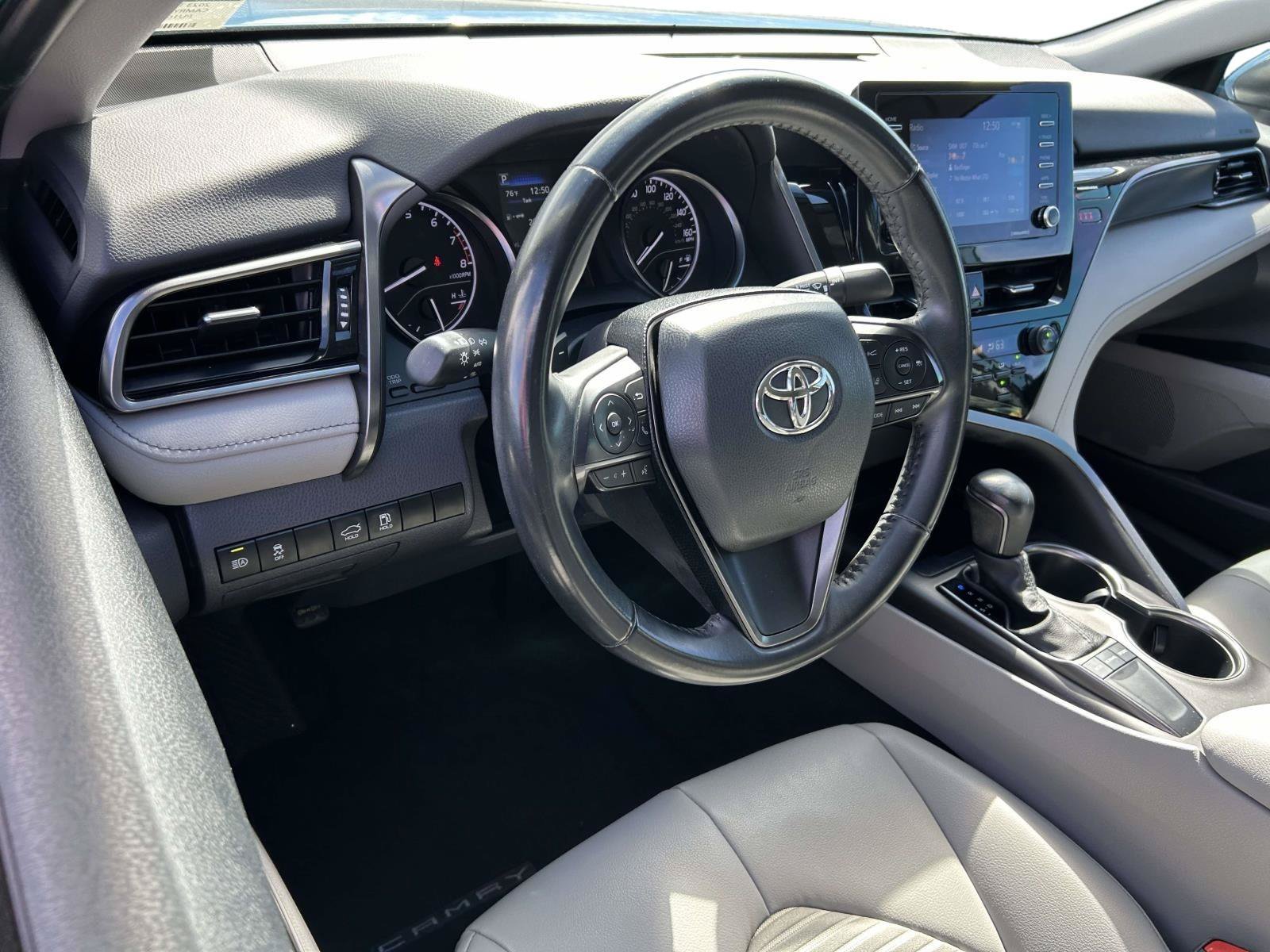 Used 2023 Toyota Camry SE FWD image 7