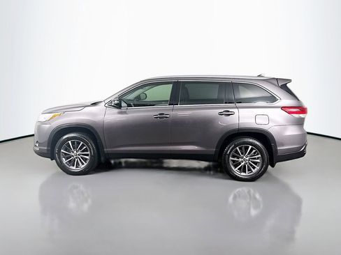 Used 2019 Toyota Highlander XLE image 8