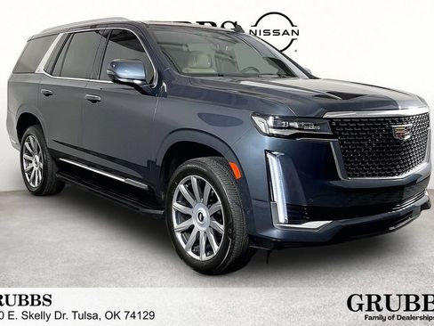 Used 2021 Cadillac Escalade Premium Luxury w/ LPO, Illumination Package AWD/4WD image 1