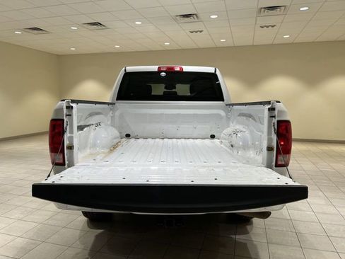 Used 2020 RAM 1500 Tradesman w/ Chrome Appearance Group RWD image 21