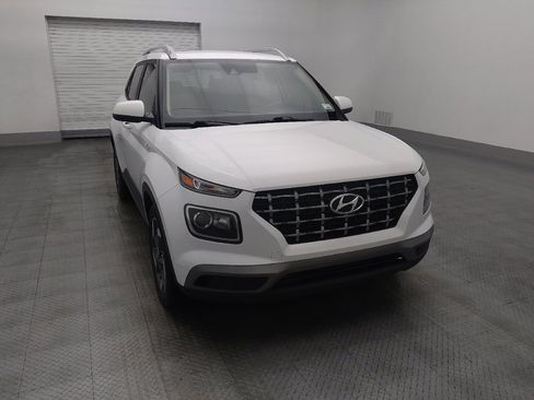 Used 2021 Hyundai Venue SEL w/ Cargo Package image 14