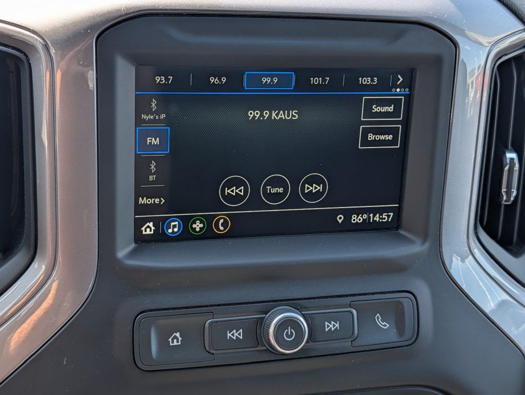 Used 2019 Chevrolet Silverado 1500 Custom Trail Boss w/ Custom Convenience Package AWD/4WD image 23