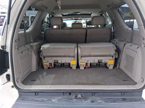 Used 2001 Toyota Sequoia Limited AWD/4WD image 19