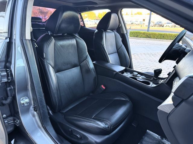 Used 2016 Nissan Maxima 3.5 SL FWD image 16