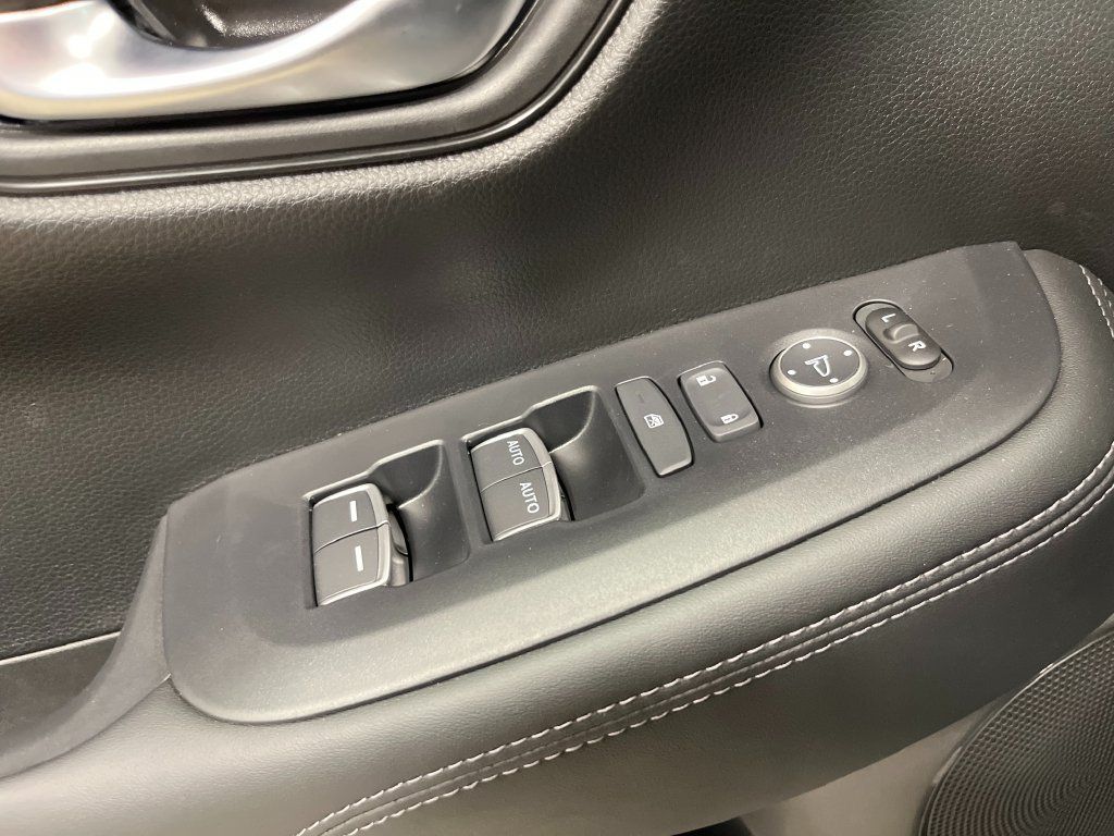 New 2027 Honda HR-V EX-L image 17