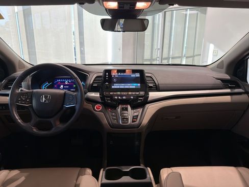 Used 2023 Honda Odyssey EX-L image 16