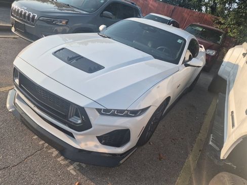 Certified 2025 Ford Mustang GT Premium w/ GT Performance Package RWD image 2