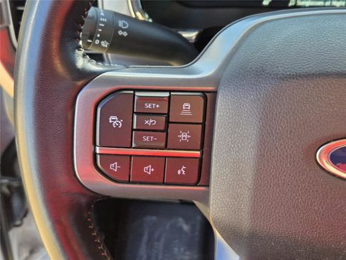 Used 2021 Ford F150 Lariat w/ Trailer Tow Package image 22