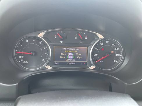 Used 2023 GMC Terrain AT4 AWD/4WD image 16