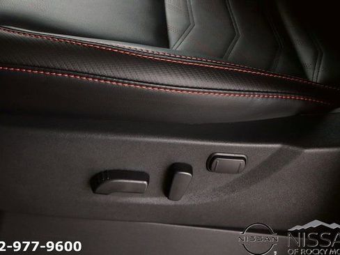 New 2025 Nissan Frontier PRO-4X w/ Pro Premium Package image 15